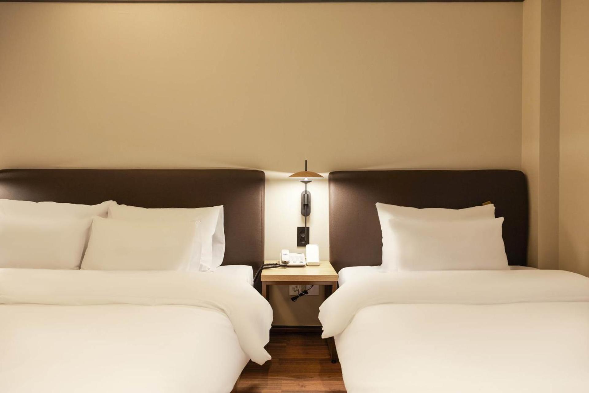 Browndot Suwon Cityhall Motel Екстериор снимка