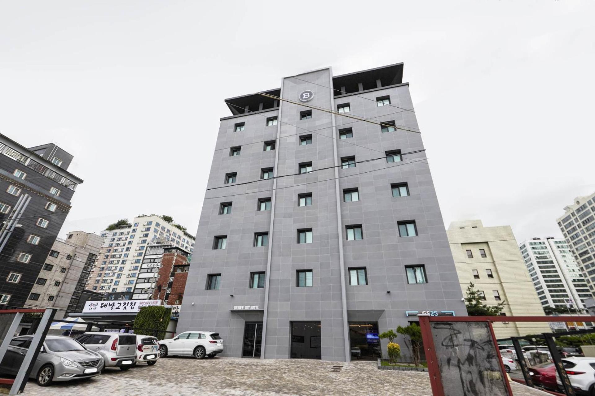 Browndot Suwon Cityhall Motel Екстериор снимка