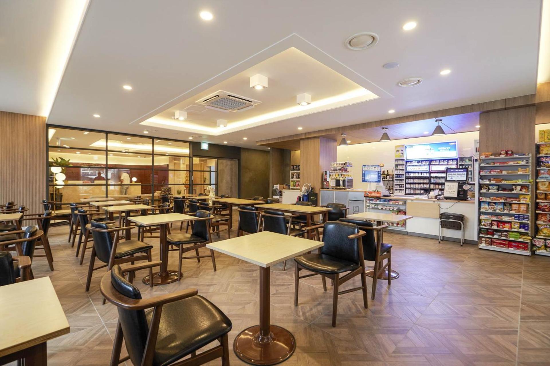 Browndot Suwon Cityhall Motel Екстериор снимка